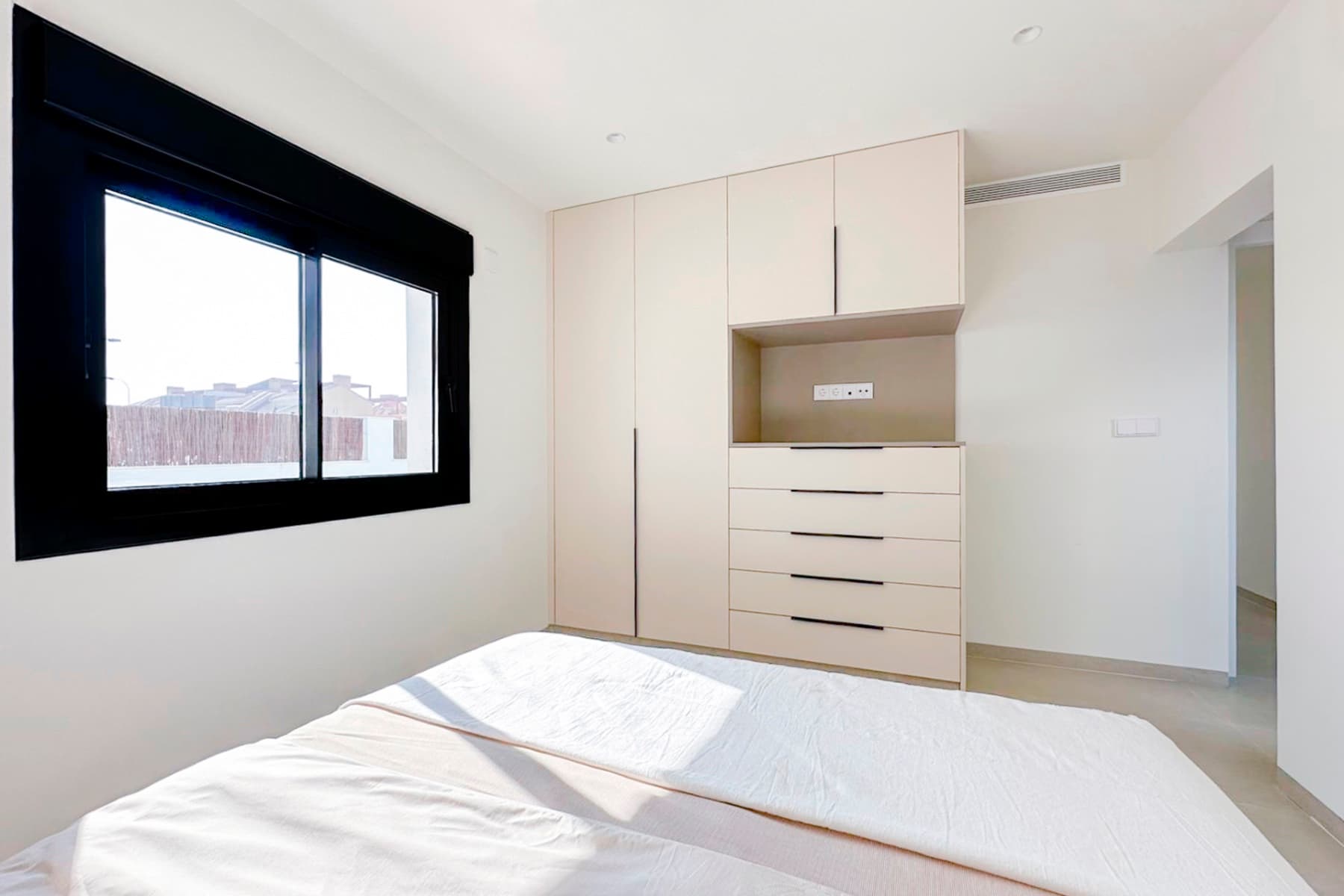 Town house – Santiago de la Ribera: photo 12/17