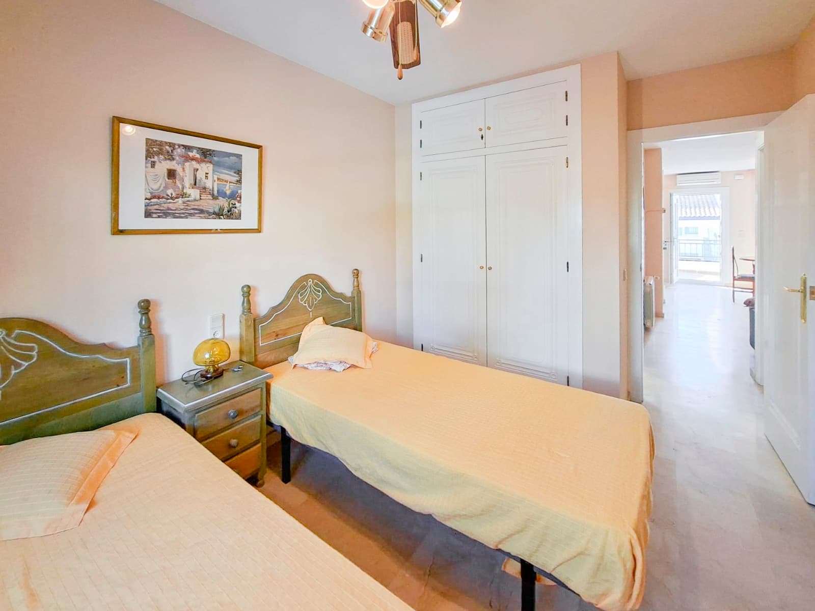 Town house – Villamartín: photo 9/17