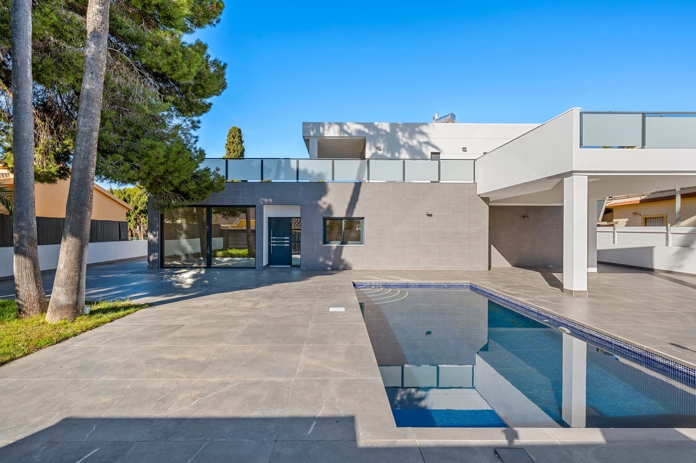 Villa · Campoamor